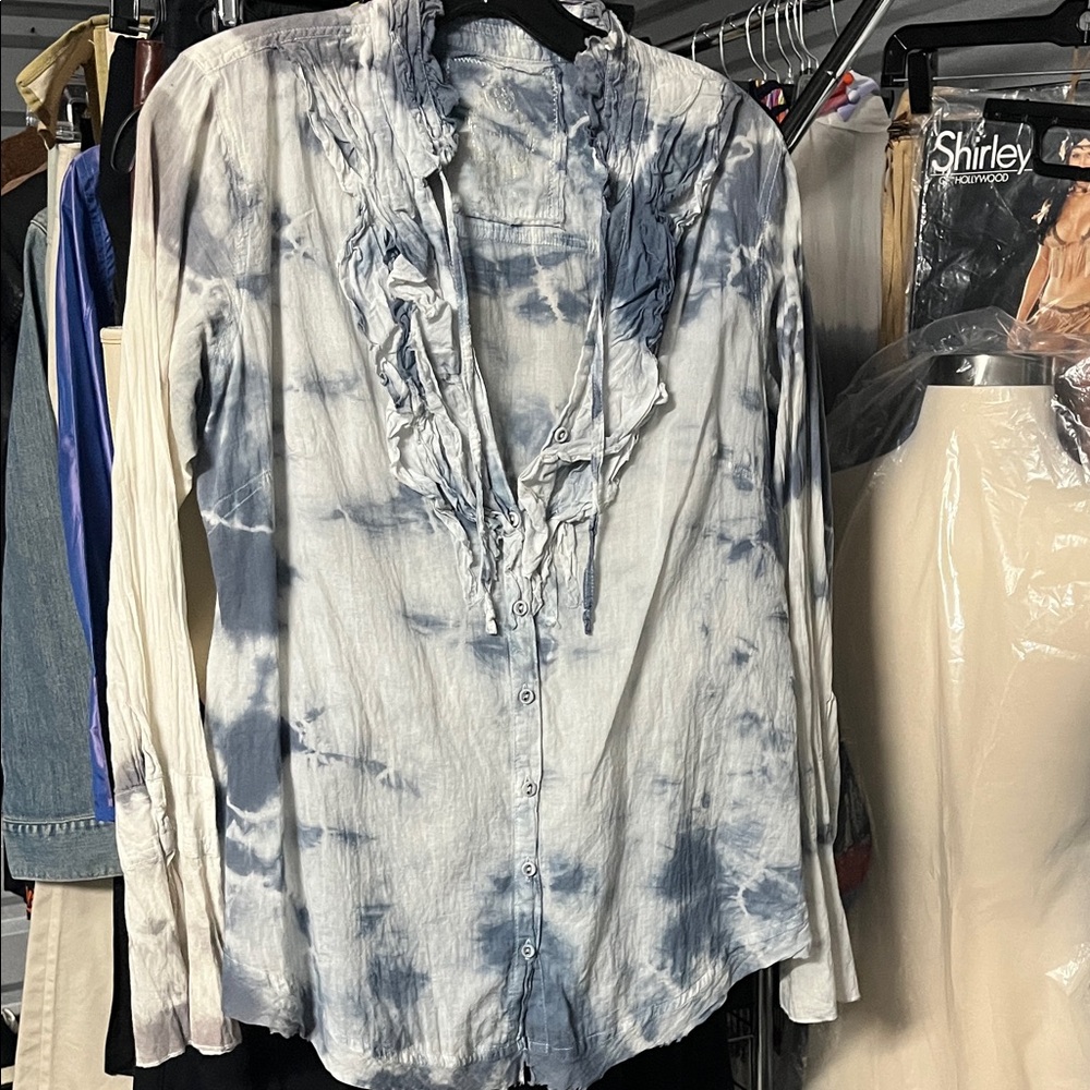 Women’s Blue Tie-Dye Shirt